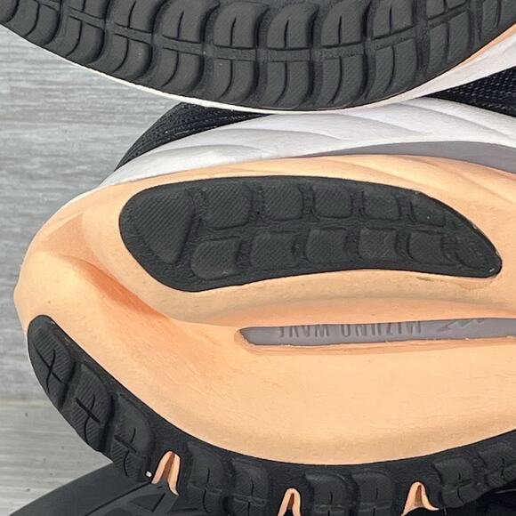 Mizuno Women’s Wave Rider 26 Athletic Running Shoes Size 9 - Picture 10 of 11